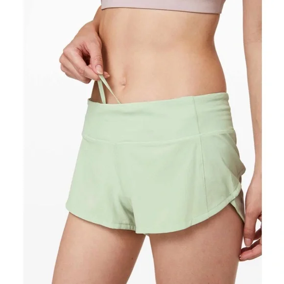 Lululemon Speed Up Short *2.5" in Mystic Mint Size 10 - Picture 2 of 16